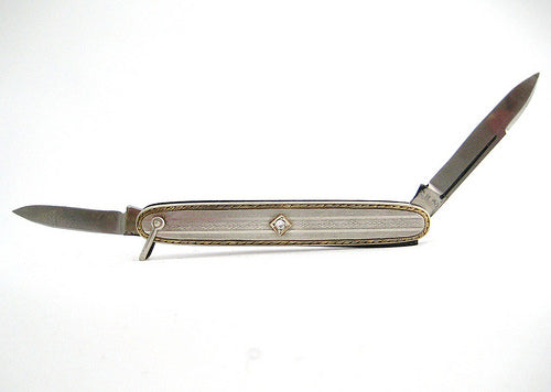 Pocket Knife with Center Diamond and Handsome Etching