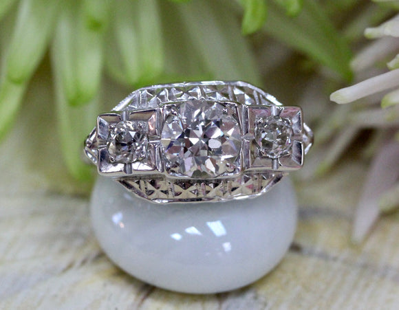 Diamond Engagement Ring ~ VINTAGE & STUNNING