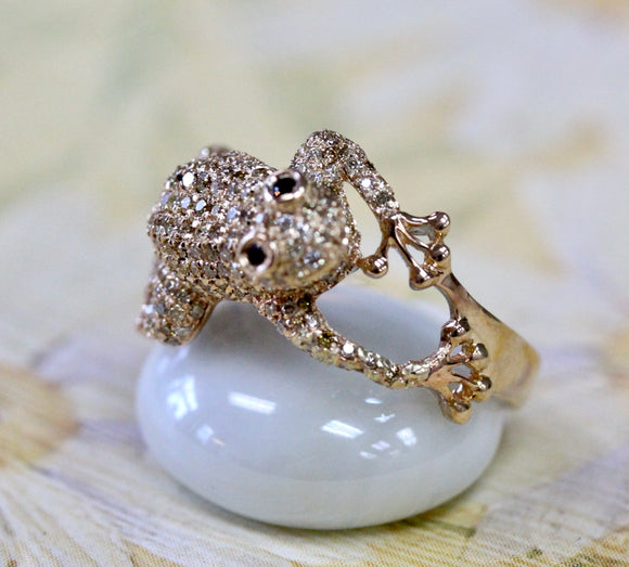 Diamond FROG Ring ~ ADORABLE