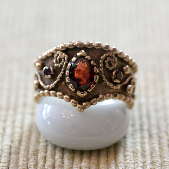 Marquis Garnet Ring with decorative Band ~ VINTAGE