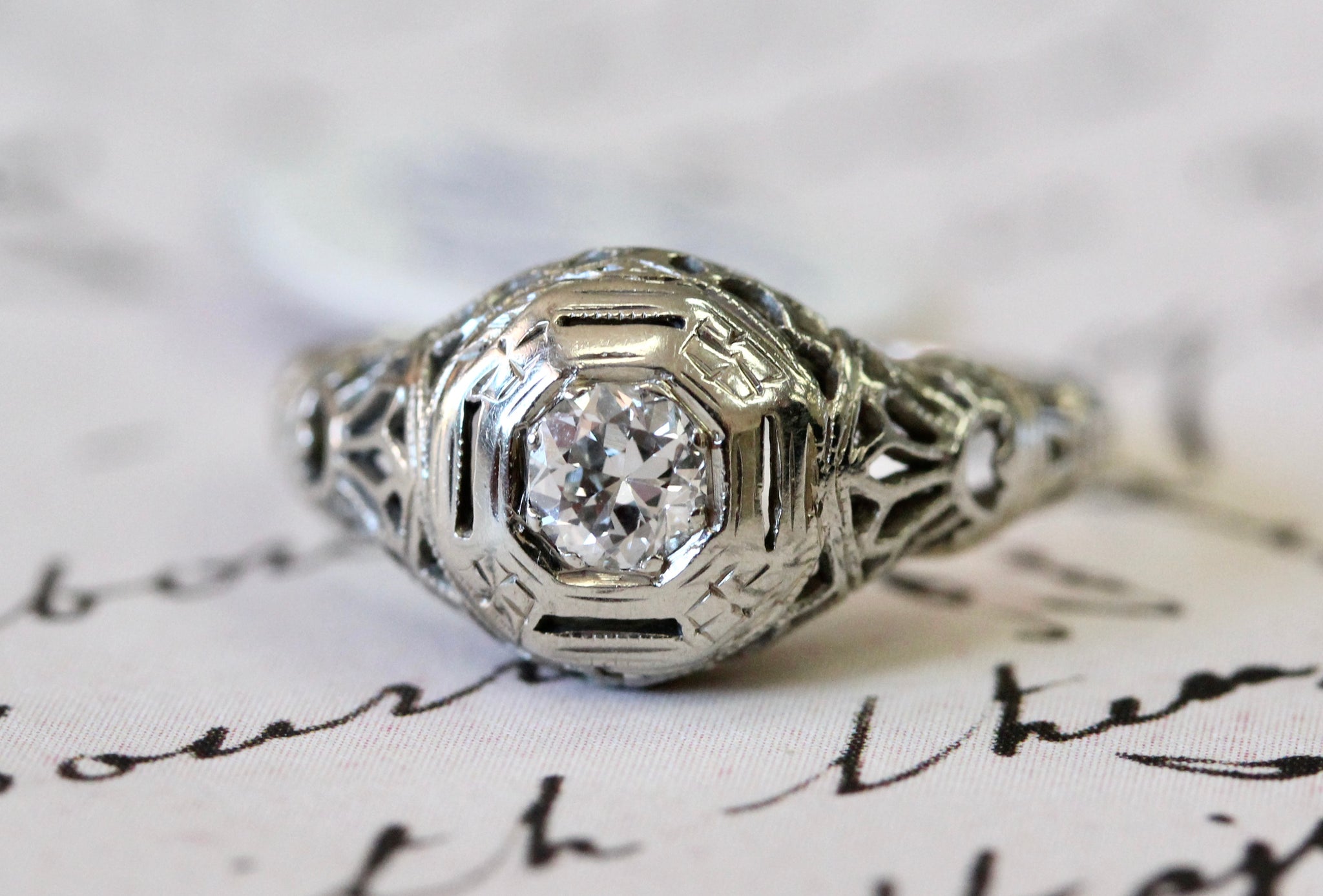 Men's Engagement 22Kt Gold Vintage Diamond Ring at Rs 875000 in Jaipur
