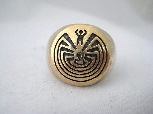 Men's Labyrinth Designed Ring