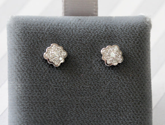 Diamond Stud Earrings - Precious