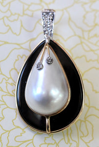 Mabe Pearl, Onyx & Diamond Pendant