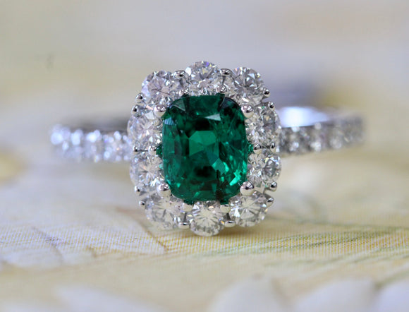 Emerald & Diamond Platinum Ring ~ STUNNING