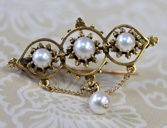 VINTAGE Pendant / Pin with Pearl accents