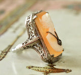 CLASSY Vintage ~ Shell Cameo Ring