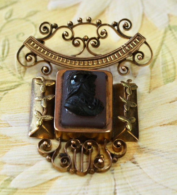 Antique ~ Victorian Stone Cameo Pin